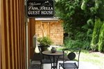 Casa Bella Guesthouse on Sechelt Inlet