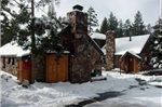Embers Lodge & Cabins