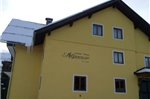 Gasthof-Pension Alpenrose