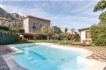 Holiday home Rocca Gloriosa 52 with Outdoor Swimmingpool