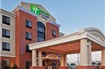 Holiday Inn Express & Suites Great Bend