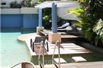 Macrossan House Boutique Holiday Apartments