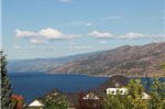 Peachland Lakeview Vacation Suite