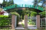 Resort Sile River