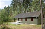 Three-Bedroom Holiday home in Aakirkeby 3
