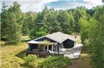 Two-Bedroom Holiday home in Aakirkeby 5