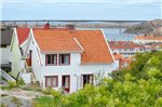 Two-Bedroom Holiday home in Kungshamn 2