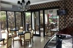 Viure Cafe and Guesthouse