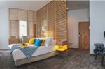 Bed & Atmosphere Rooms