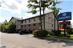 Boarders Inn and Suites of Traverse City