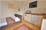 Central Studios Gloucester Road by RoomsBooked