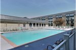 The King Signature Hotel - Airport/Graceland Area
