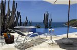 Cliffside Villa Luxury Inn