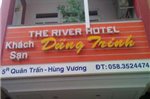 Dung Trinh Hotel (Trung Giang - The River Hotel)