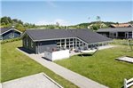 Five-Bedroom Holiday home in Ebeltoft 3