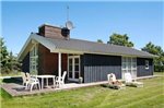 Four-Bedroom Holiday home in Hals 10