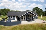 Four-Bedroom Holiday home in Hals 6