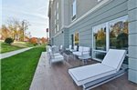 Hampton Inn & Suites Greensboro/Four Seasons