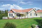 Holiday home Engvangen N-587