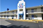 Motel 6 Springfield - Chicopee