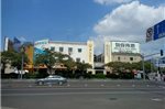 Ningbo Chenghuangmiao Guangcheng Hotel (Former Goldmet Inn Ningbo Town City God Temple)