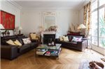 onefinestay - Arc de Triomphe - Champs-Elysees apartments