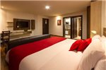 San Blas Hotel & Suites