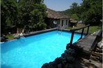 Tacheva Family House - Pool Access