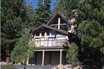 Tahoe Donner Cabin with Alpine Views and Hot Tub