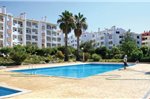 Two-Bedroom Apartment P-8200-286 Albufeira with an Outdoor Swimming Pool 01