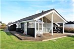 Two-Bedroom Holiday home in Otterup 1